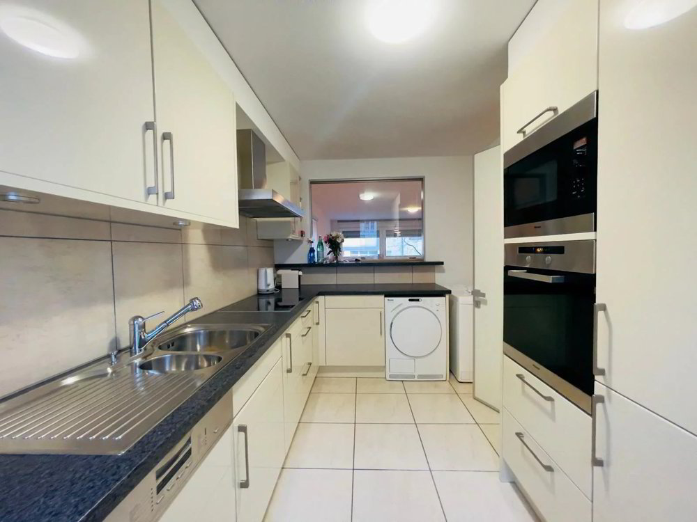 Appartement 5 pièces à louer à Clarens - image 1/6