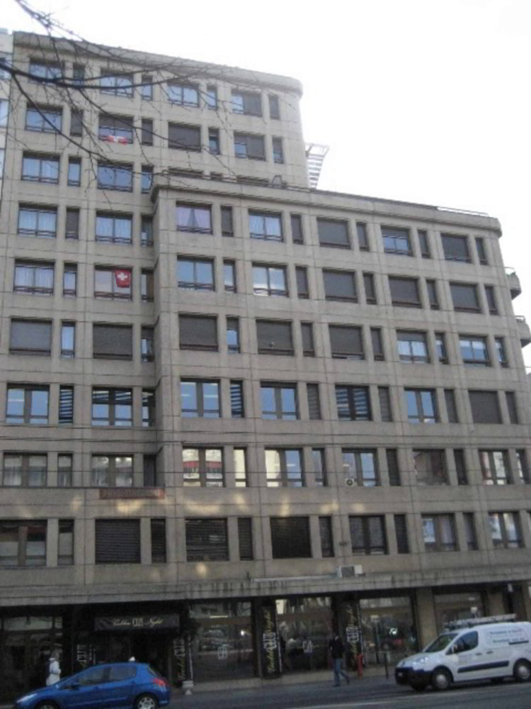 3 rooms Apartment for rent in Les Acacias - image 1/1