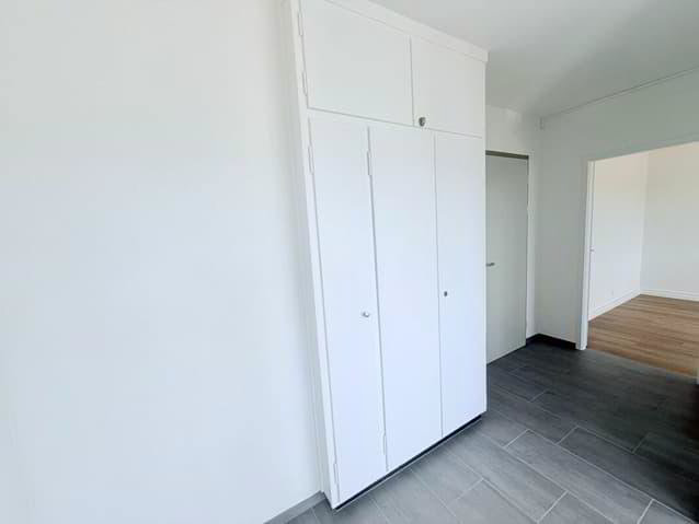 2 Zimmer Wohnung zu vermieten in La Chaux-de-Fonds - Bild 1/4