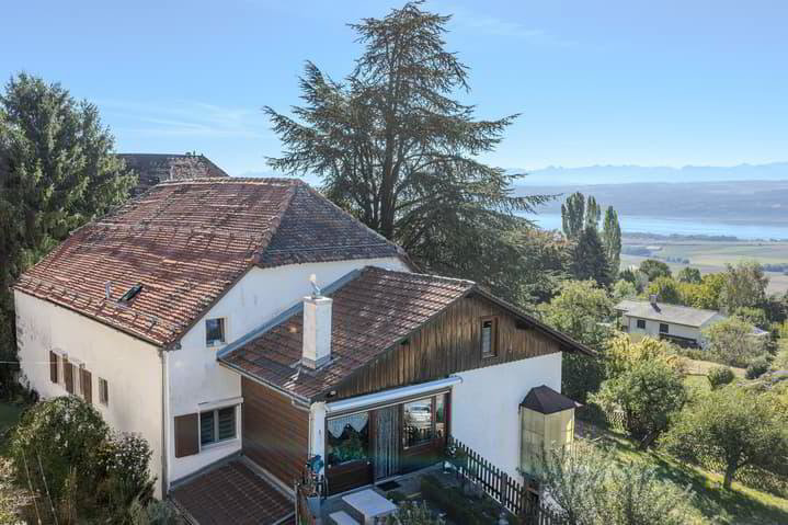 Haus – Villars-Burquin - Ansicht 2