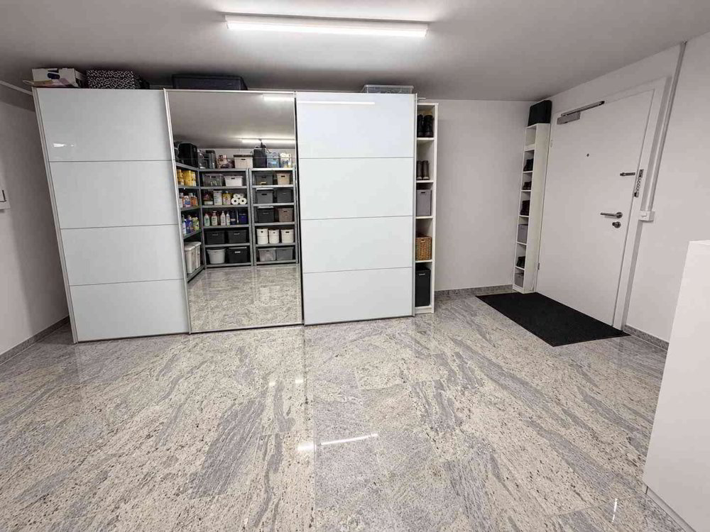 6.5 Zimmer Haus zu vermieten in Schleitheim - Bild 1/5