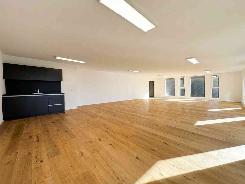 1 rooms Office & Commercial for rent in Recherswil - image 1/2