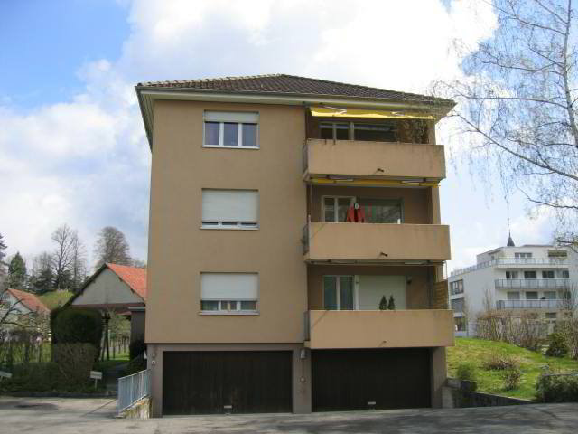 null Zimmer Parkplatz, Garage zu vermieten in Uster - Bild 1/1