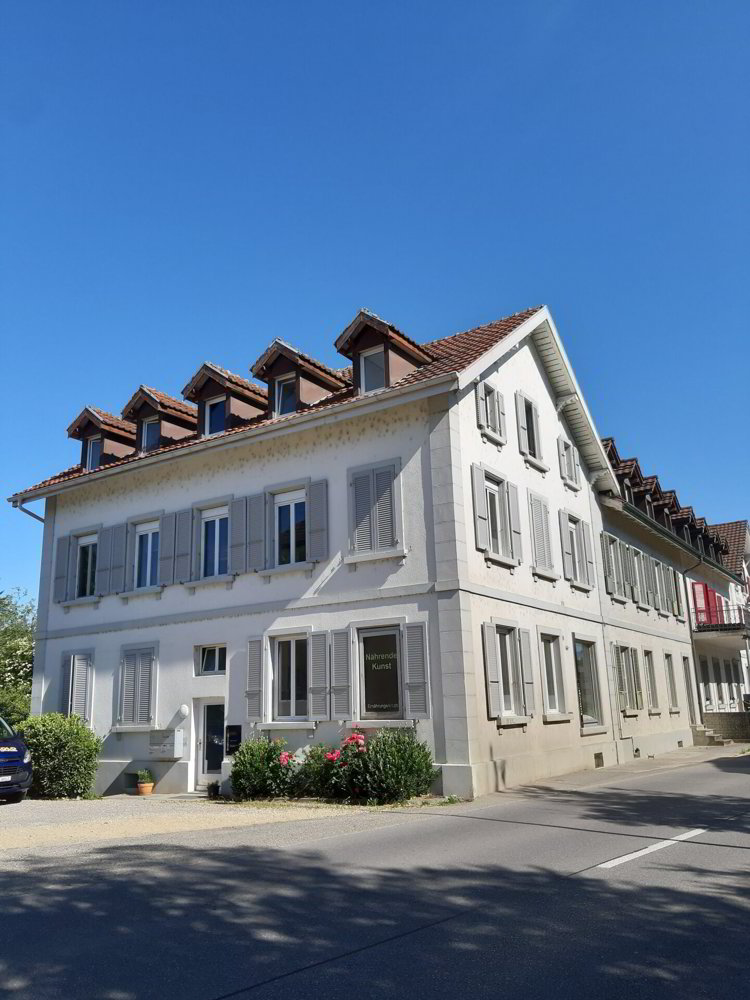 Appartamento di 3.5 locali in affitto a Worben - immagine 1/8