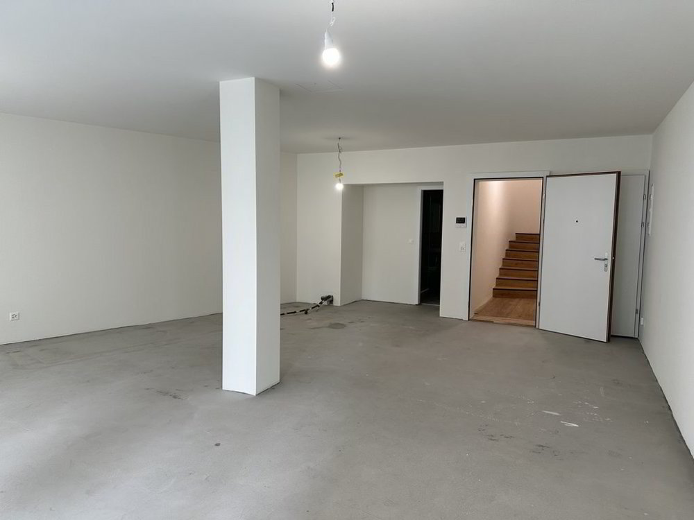Business-Hotspot: Moderne Praxis-/Büroraum an Top Lage - Ansicht 4