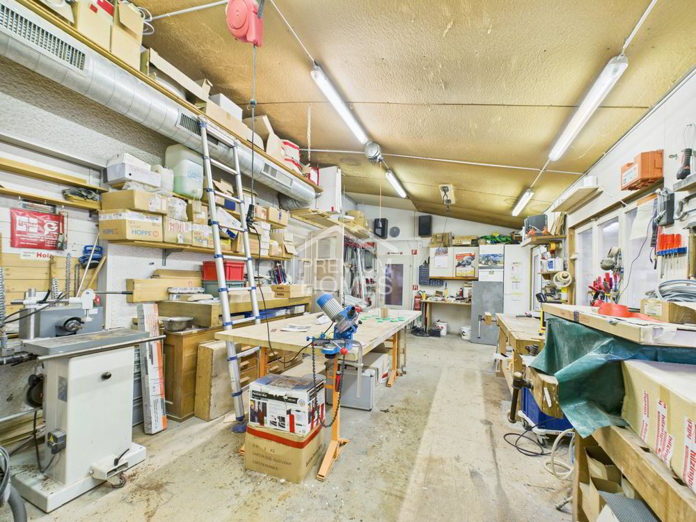 Seltene Kombination aus Gewerbe und Wohnen - Ansicht 4