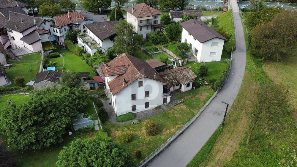 Haus – Roveredo GR