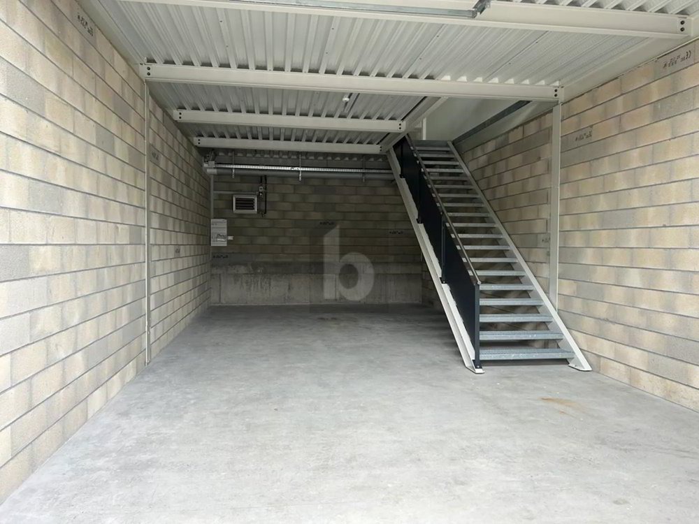 BOX/BUREAU EN DUPLEX AVEC PARKING - Ansicht 4