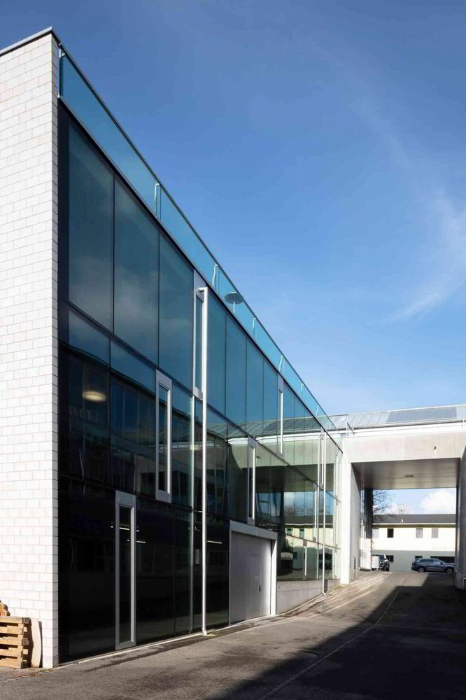 Neuer moderne Büro-/ Atelier-/ Gewerberaum mit raumhohen Verglasungen - Ansicht 3