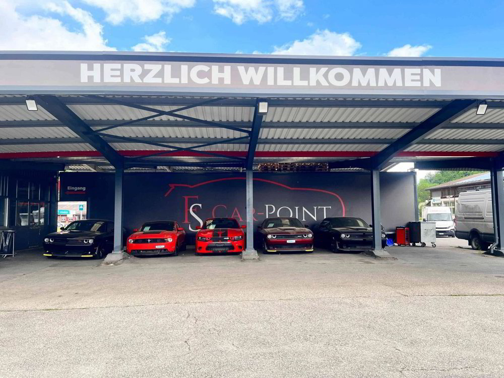 Grosser Verkaufsplatz mit Showroom und Unterdach ab sofort - Mehr
