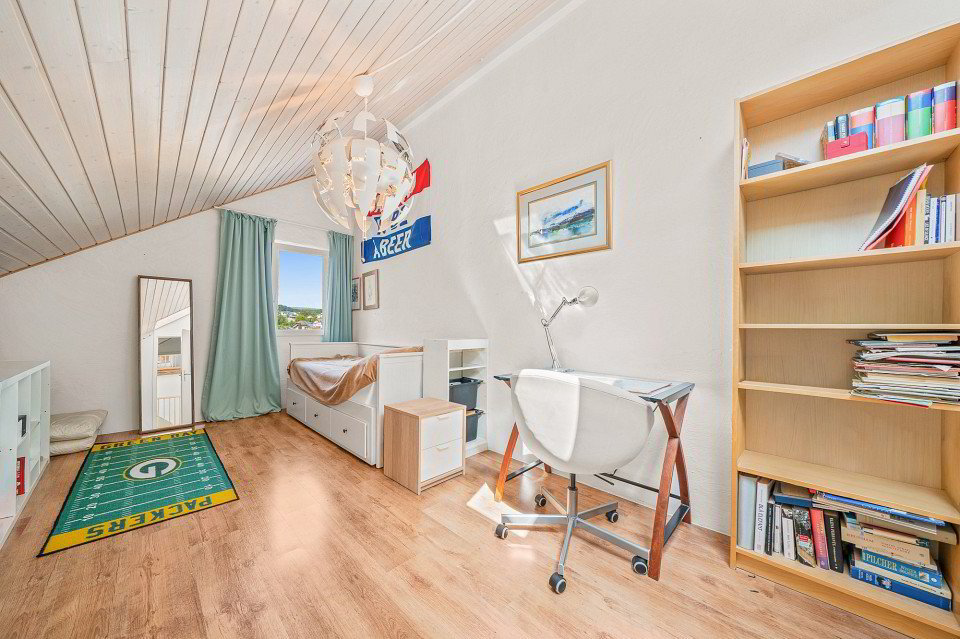 5 rooms House to buy in Genolier - image 1/13