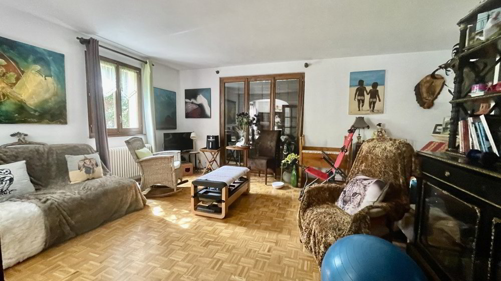 6 rooms House to buy in Thônex - image 1/3