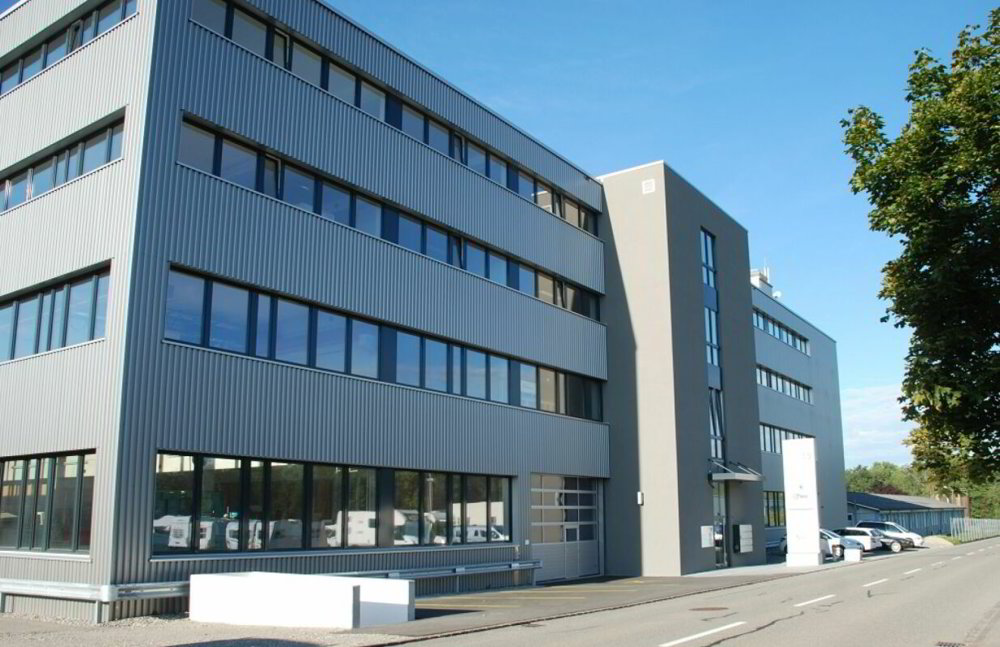 null rooms Office & Commercial for rent in Aadorf - image 1/3