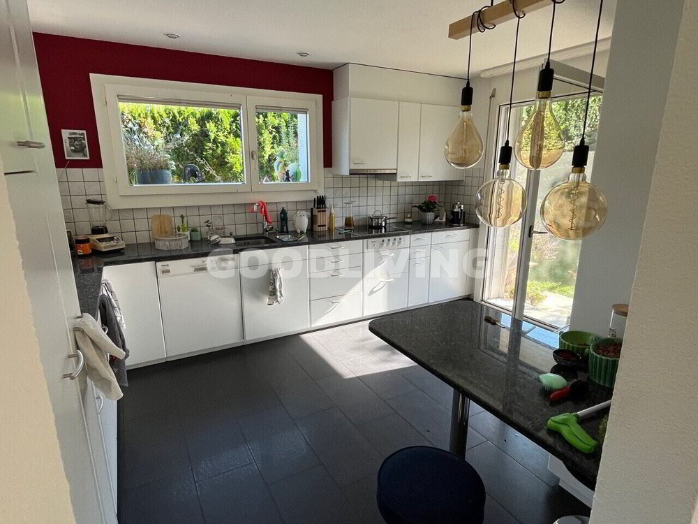 6 rooms House to buy in Böbikon - image 1/5