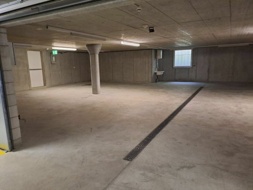 Parcheggio, garage di null locali in affitto a Lützelflüh-Goldbach - immagine 1/3