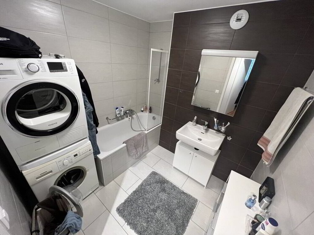 Appartement 3.5 pièces à louer à Payerne - image 1/4