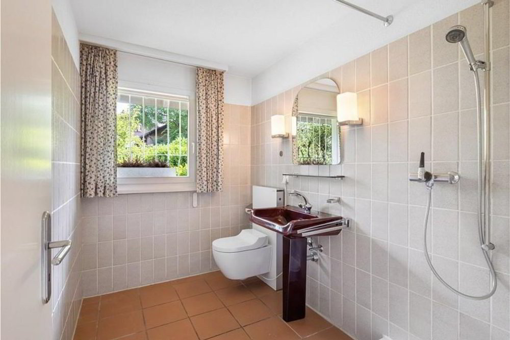 Casa di 6.5 locali in vendita a Honau - immagine 1/10