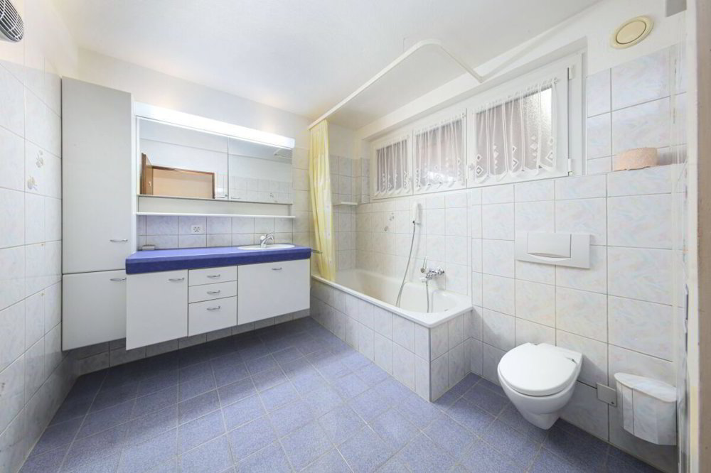 5.5 rooms House to buy in Cugnasco - image 1/13