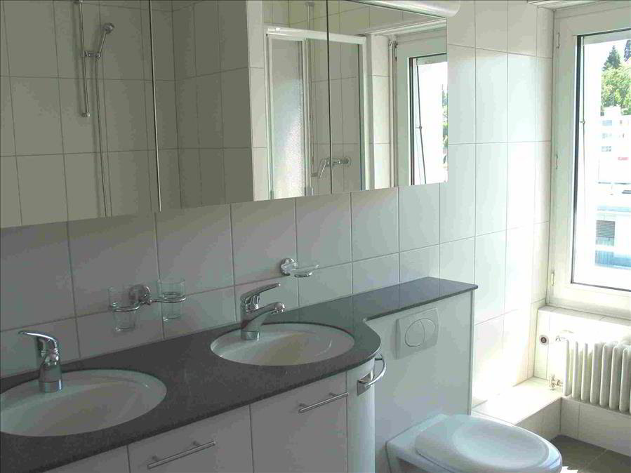 Appartement 3 pièces à louer à Bâle - image 1/4