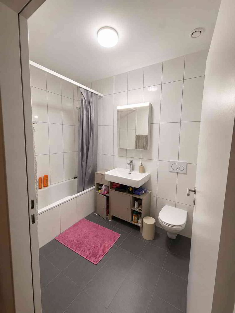 2.5 Zimmer Wohnung zu vermieten in Kriens - Bild 1/8