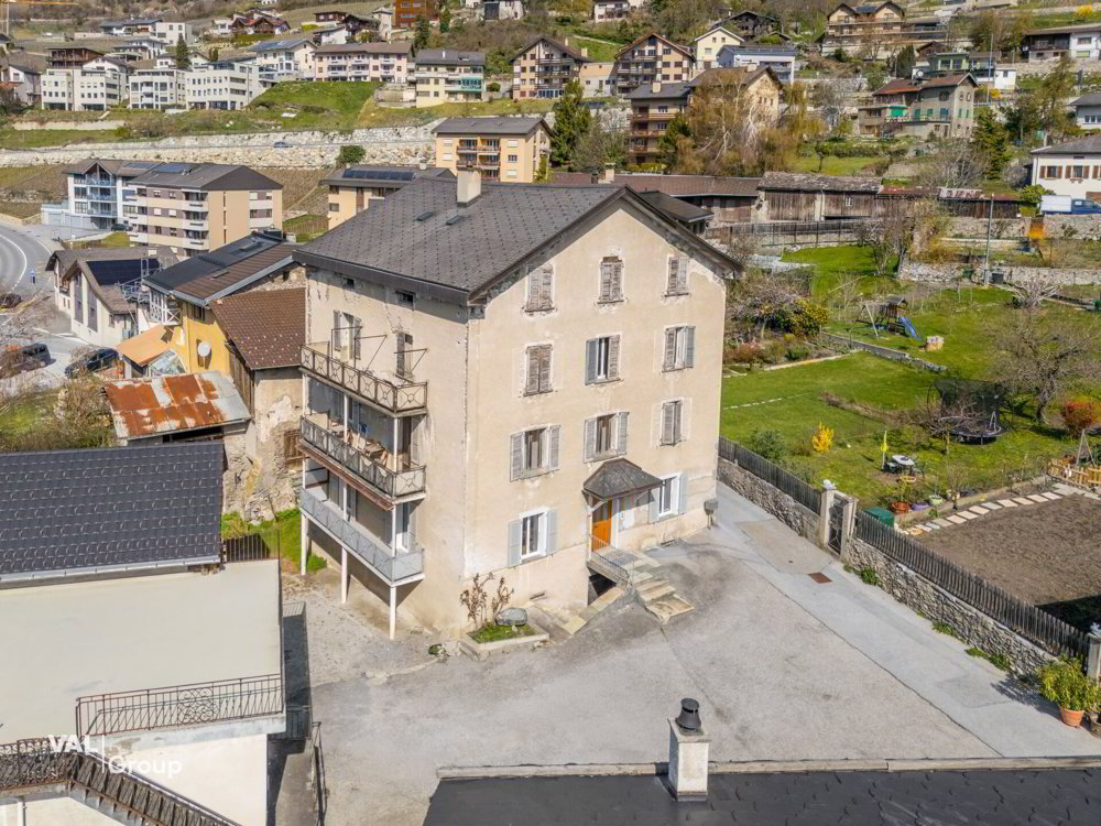 Appartement 4.5 pièces à louer à Loèche-Ville - image 1/16
