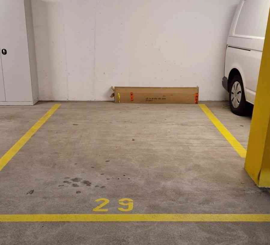 null rooms Car park, garage for rent in Villmergen - image 1/1
