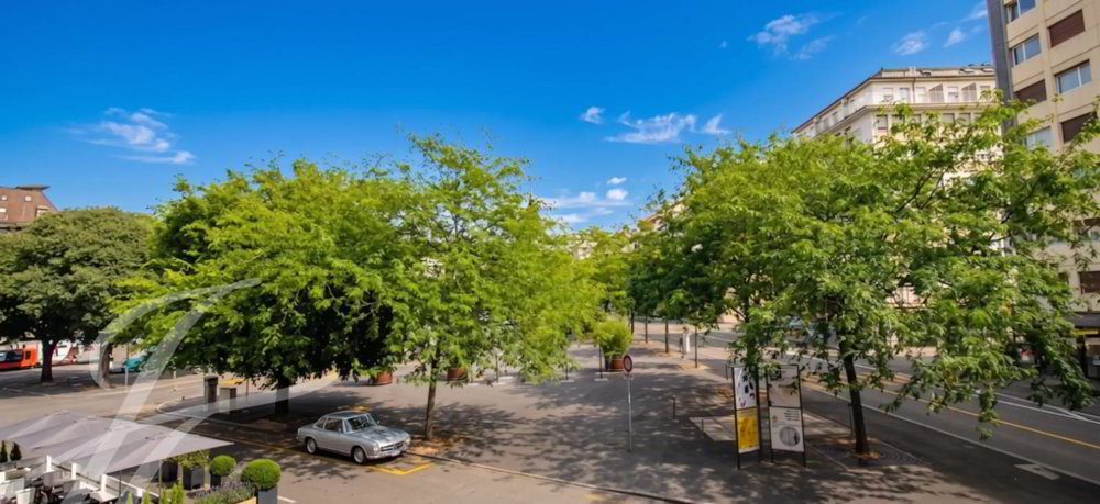 6 rooms Apartment to buy in Geneva - image 1/11