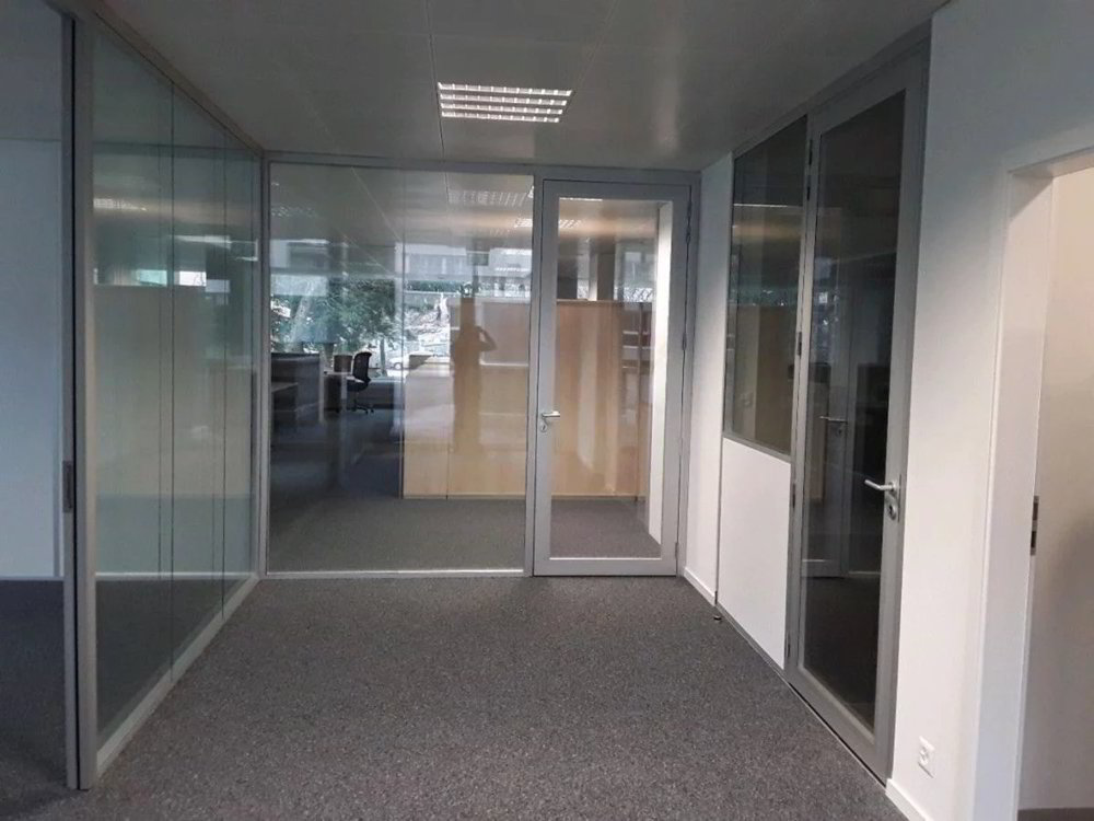 VERSOIX - Bureaux lumineux d'env. 262 m² - Rez-de-chaussée - Mehr