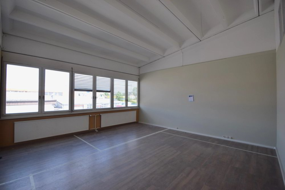 A LOUER - Local Industriel d'env. 103 m² à Meyrin en zone FTI - Ansicht 5