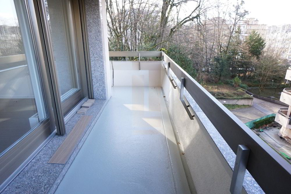 5 rooms Apartment for rent in Genève - image 1/9