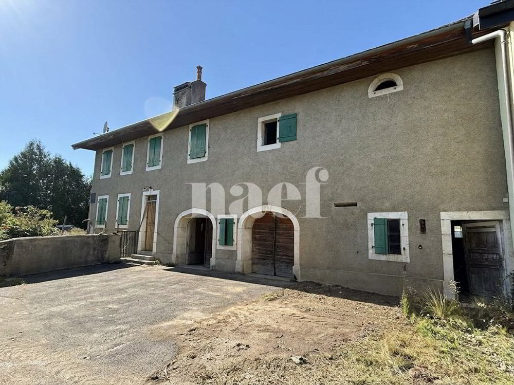 Maison 6 pièces à acheter à Reverolle - image 1/4