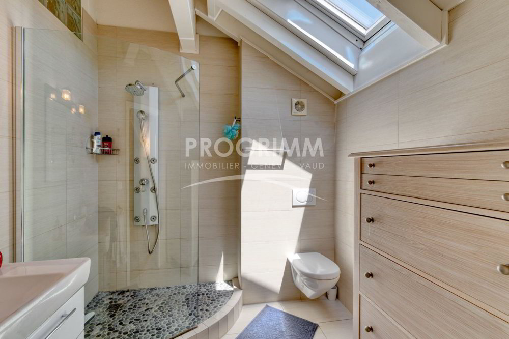 Maison 5 pièces à louer à Vessy - image 1/10