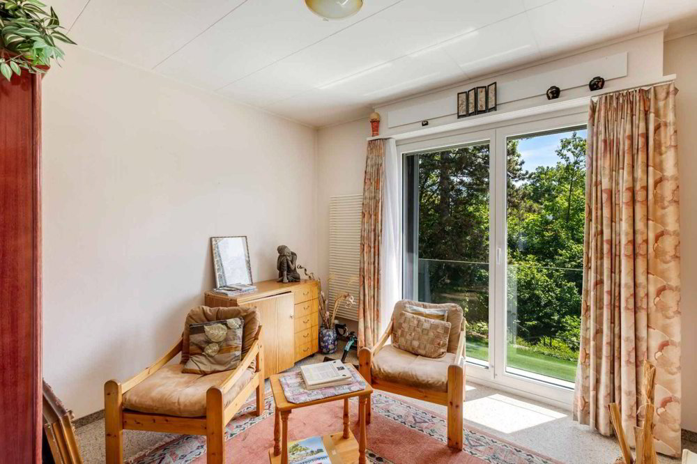 7 rooms House to buy in St-Légier-La Chiésaz - image 1/7