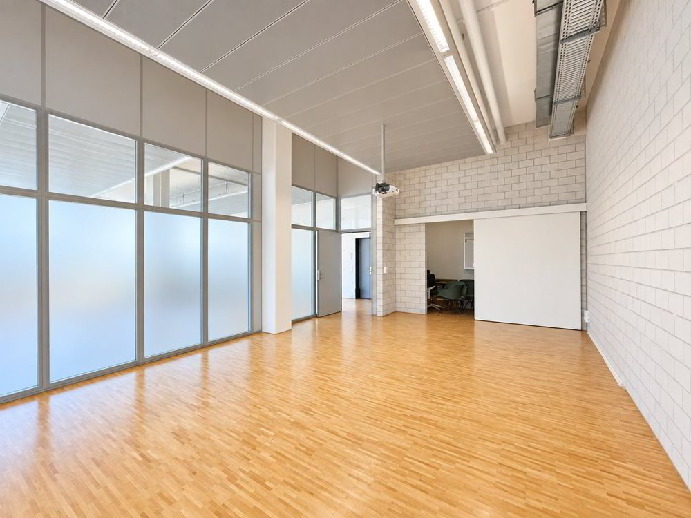 179 m² Büro- oder Gewerbefläche im EG in Hünenberg! - Mehr