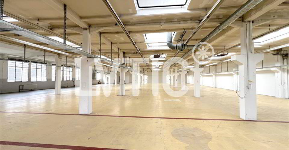 Ateliers, dépôts, locaux de 1370 m² à louer à Cossonay - Ansicht 4