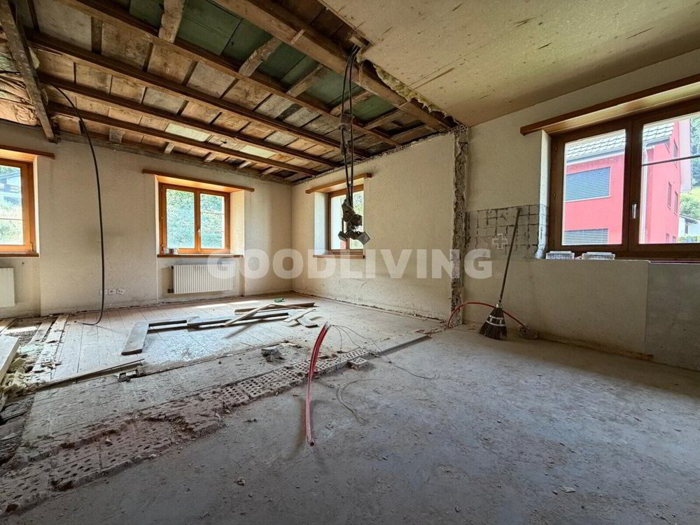 Casa di 5 locali in vendita a Eptingen - immagine 1/7
