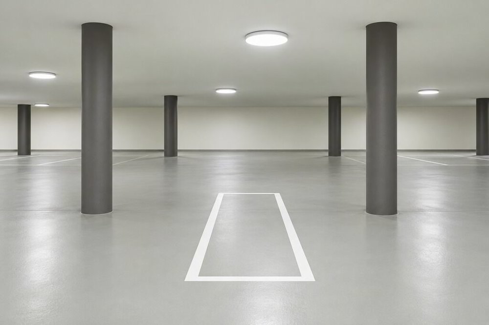 null rooms Car park, garage for rent in Zurigo - image 1/1