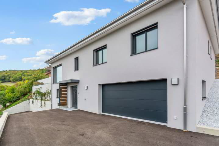 7.5 rooms House to buy in Chevenez - image 1/13