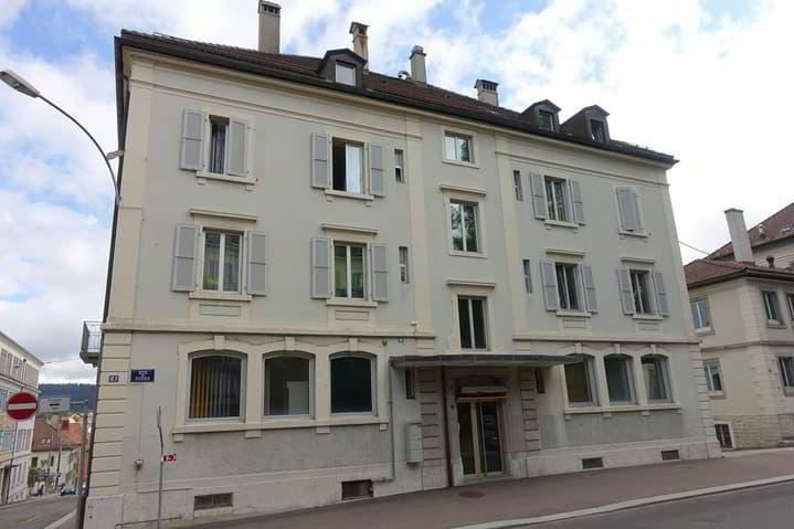 3.5 rooms Apartment for rent in La Chaux-de-Fonds - image 1/8