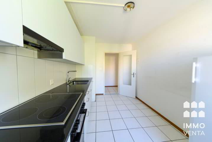 Appartamento di 3.5 locali in affitto a Biel/Bienne - immagine 1/12