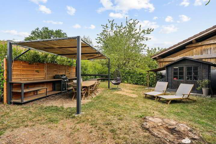 6 rooms Apartment to buy in Laconnex - image 1/13