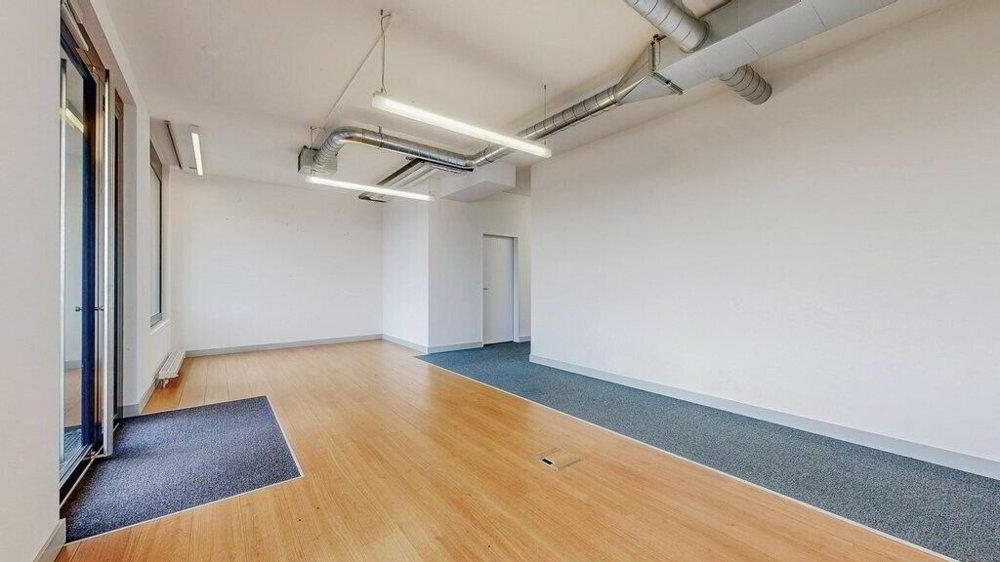 null rooms Office & Commercial for rent in Pfäffikon SZ - image 1/12