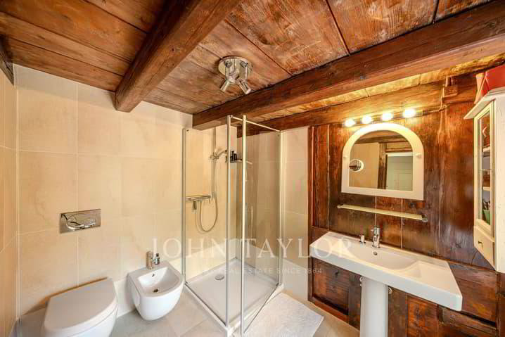 Casa di 10.5 locali in vendita a Forel (Lavaux) - immagine 1/13