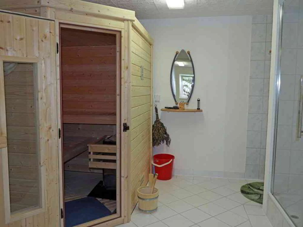 8 rooms House to buy in Basel - image 1/13