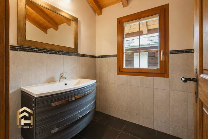 5.5 rooms House to buy in Grengiols - image 1/13