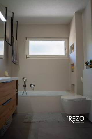 4.5 rooms Apartment to buy in Veyras - image 1/13