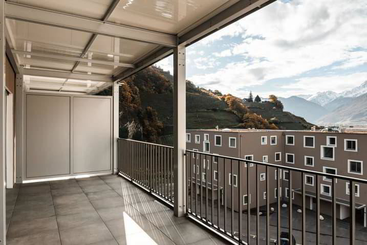 2.5 rooms Apartment to buy in Saxon - image 1/11