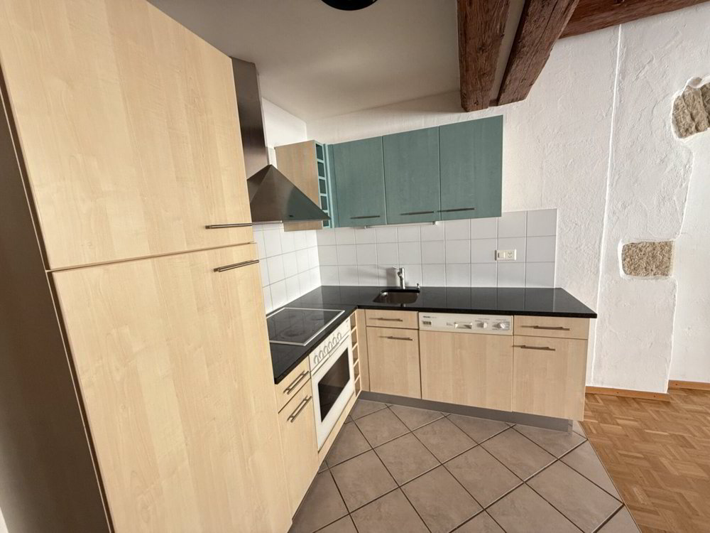 Casa di 7 locali in vendita a Giswil - immagine 1/24