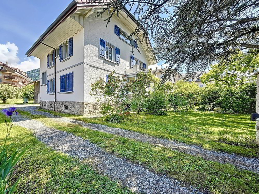 Casa di 7 locali in vendita a Frenières-sur-Bex - immagine 1/11