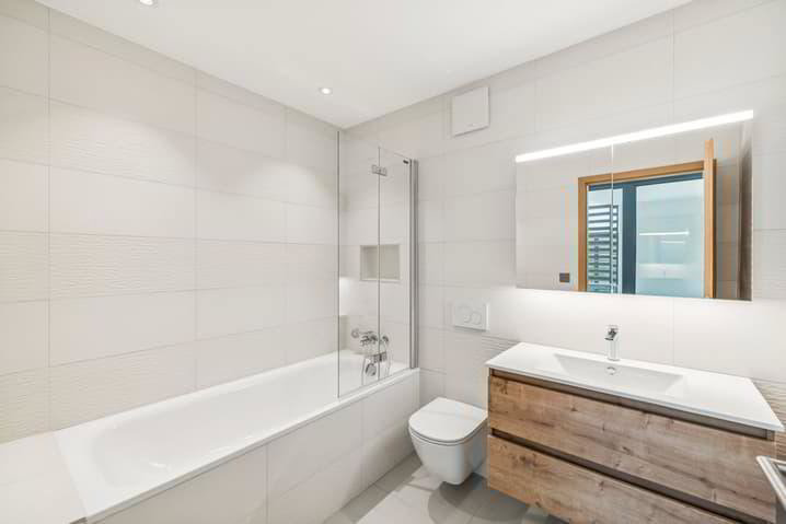 6.5 rooms House to buy in Fully - image 1/13